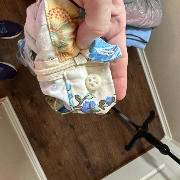 Talbots Pleated Floral skirt size 18 women, multicolor with ivory background - Picture 4 of 6